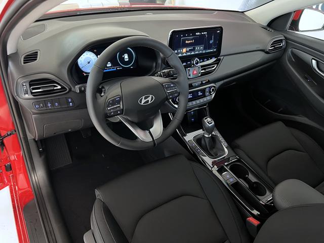 Hyundai i30 Go Engine Red