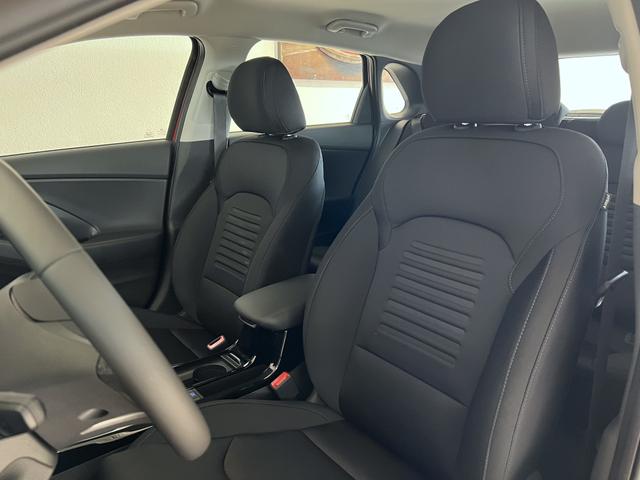 Hyundai i30 Go Engine Red