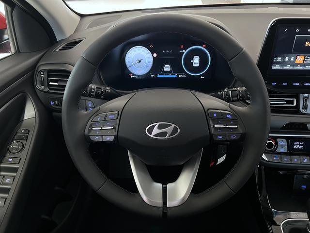 Hyundai i30 Go Engine Red