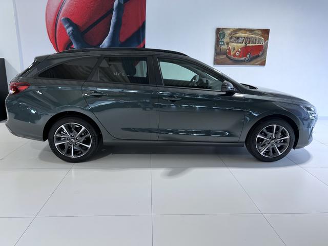 Hyundai i30 Kombi Cypress Green