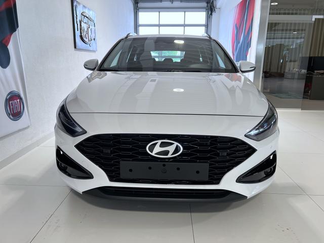 Hyundai i30 GO Serenity White