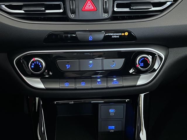 Hyundai i30 GO Serenity White
