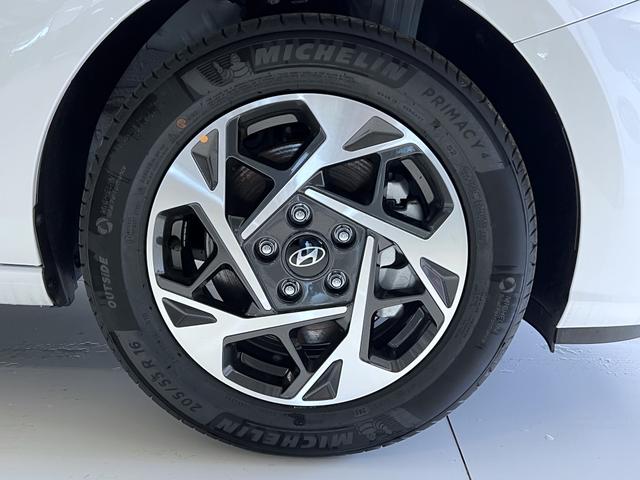 Hyundai i30 GO Serenity White