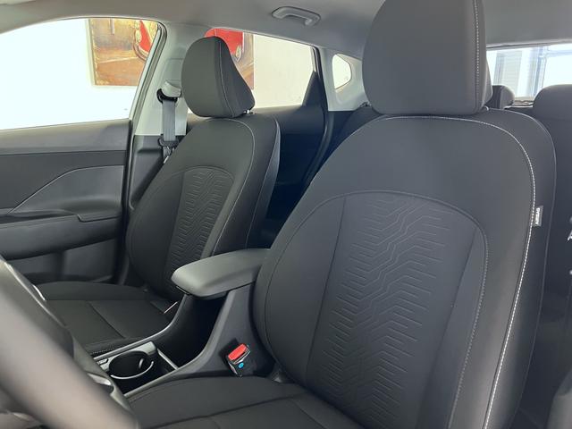 Hyundai Kona EV GO Shimmering Silver