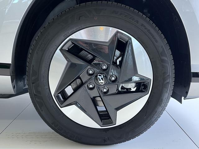 Hyundai Kona EV GO Shimmering Silver
