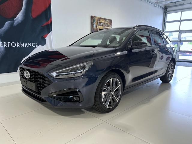 Hyundai i30 - GO+ 1.0 T-GDi 73 kW (100 PS) 2-Zonen-Klimaautomatik, Lenkradheizung, Sitzheizung, Navigationssystem, DAB, Apple CarPlay, Android Auto, LED-Abblendlicht, Lichtsensor, Einparkhilfe vorne und hinten, Rückfahrkamera, 17 Zoll Leichtmetallfelgen, uvm.