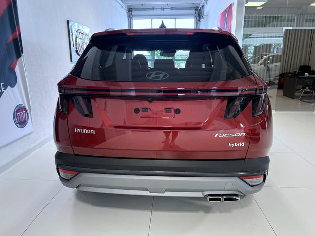 Hyundai Tucson Ultimate Red