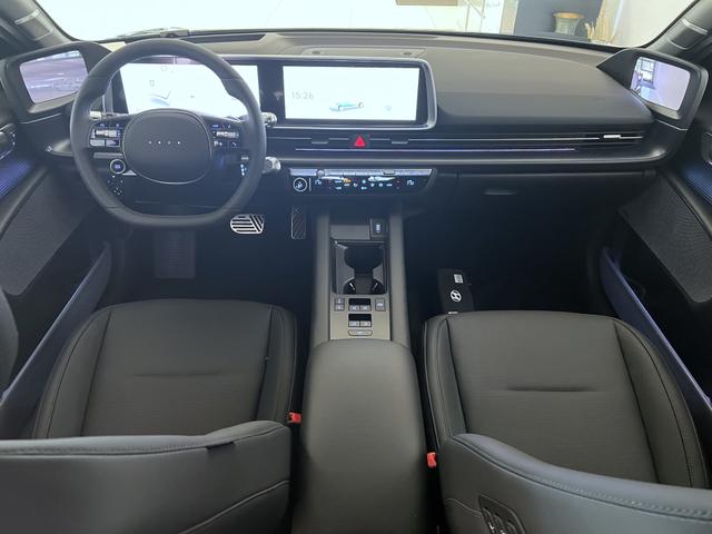 Hyundai IONIQ 6 Grau Top Line