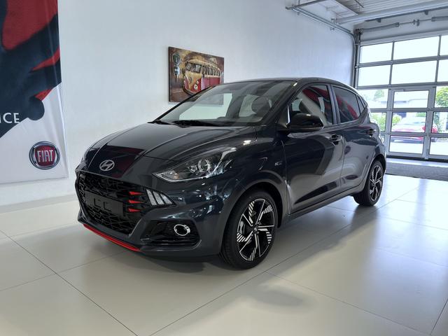 Hyundai i10 - N Line 1.0 T-GDI 66 kW (90 PS) NLine-Interieur-Paket, Lenkradheizung, Sitzheizung, Klimaautomatik, Radio, DAB, Apple CarPlay, Android Auto, Navigationssystem, Rückfahrkamera, Verkehrszeichenerkennung, Tempomat, 16 Zoll Leichtmetallfelgen, uvm.
