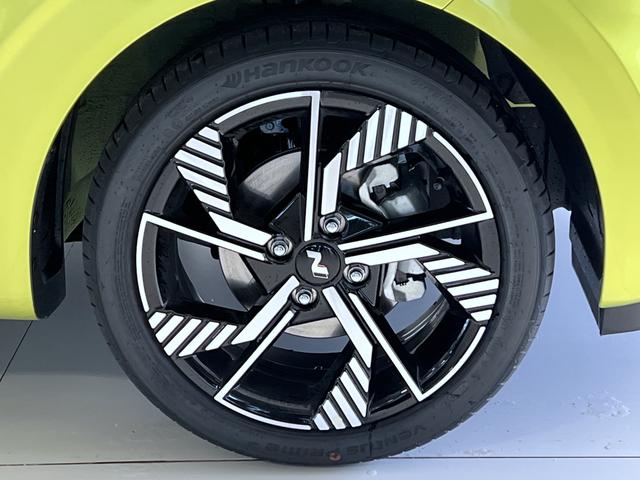 Hyundai i10 N Line Lucid Lime Metallic