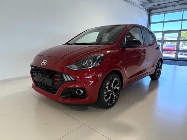 Hyundai i10 - N Line 1.0 T-GDI 66 kW (90 PS) Line-Interieur-Paket, Lenkradheizung, Sitzheizung, Klimaautomatik, Radio, DAB, Apple CarPlay, Android Auto, Navigationssystem, Rückfahrkamera, Verkehrszeichenerkennung, Tempomat, 16 Zoll Leichtmetallfelgen, uvm.