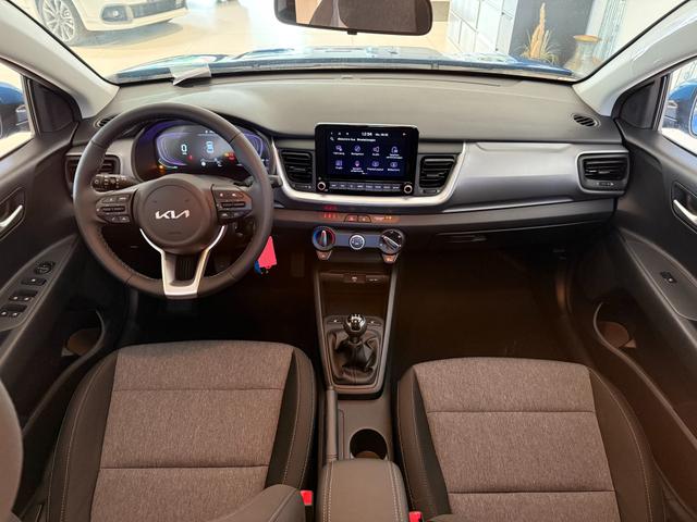 Kia Stonic Blau