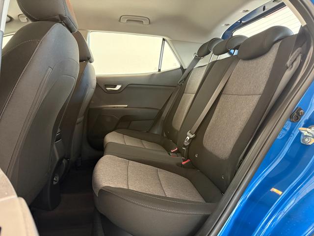 Kia Stonic Blau