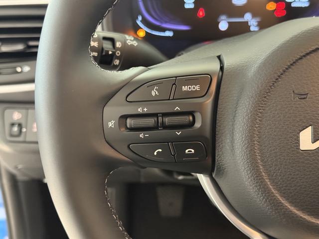 Kia Stonic Blau