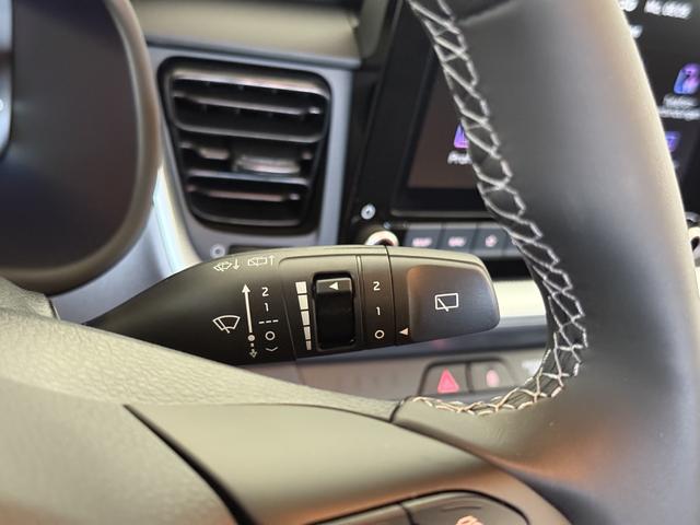 Kia Stonic Blau