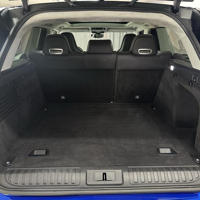 Range Rover SVR Carbon