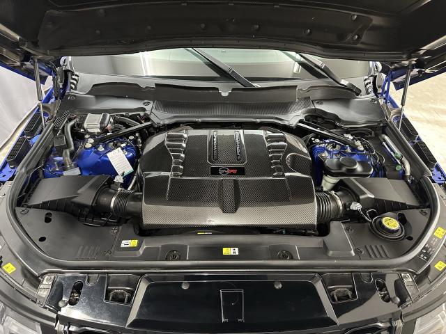 Range Rover SVR Carbon