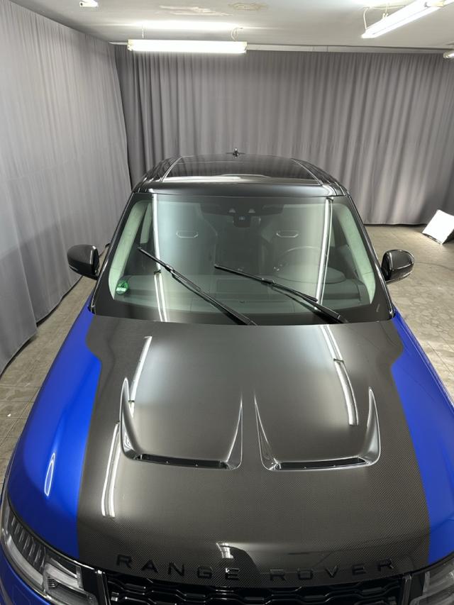 Range Rover SVR Carbon