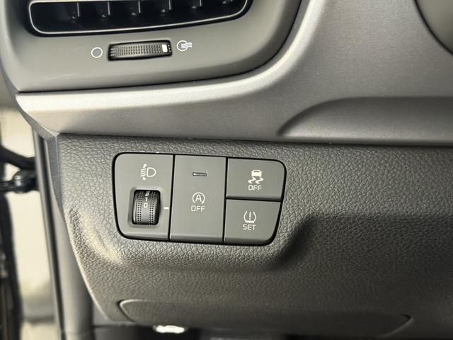 Kia Stonic Silver