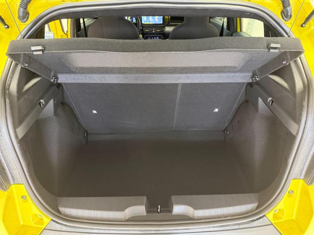 Fiat Grande Panda Icon Limone Gelb