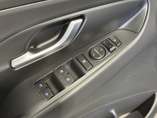 i30 N Line Kombi Shadow Gray