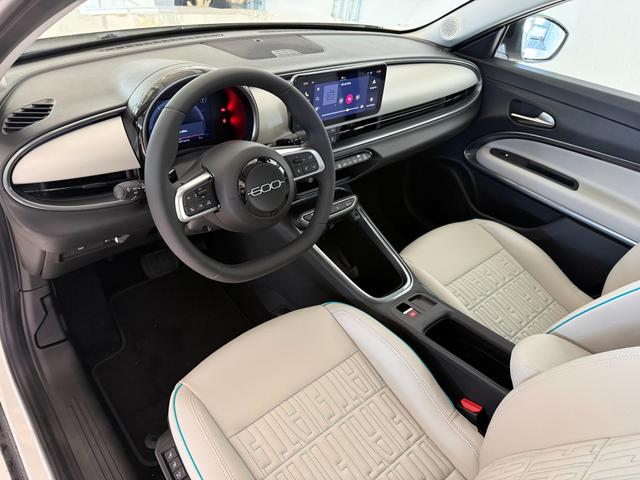 Fiat 600 La Prima Gelato Weiss