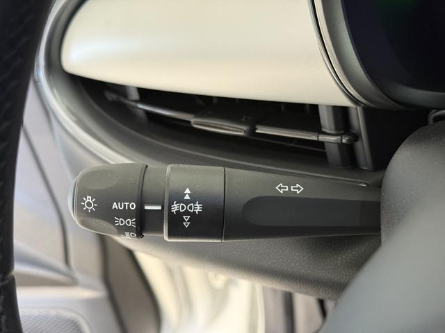 Fiat 600 La Prima Gelato Weiss