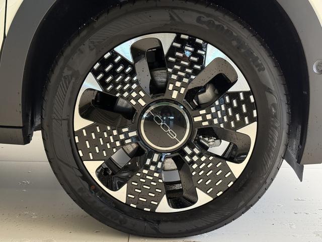 Fiat 600 La Prima Gelato Weiss