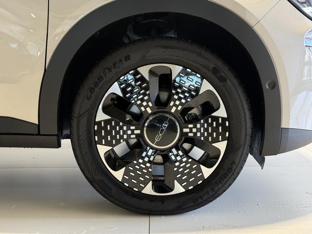 Fiat 600 La Prima Cappuccino Beige