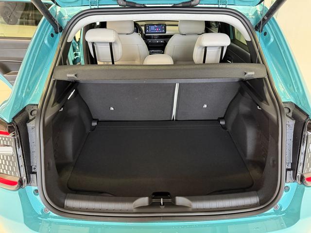 Fiat 600 La Prima Aqua Blau