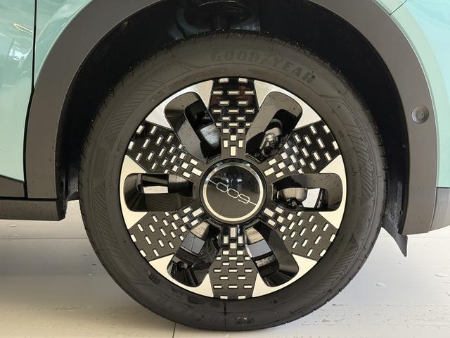 Fiat 600 La Prima Aqua Blau