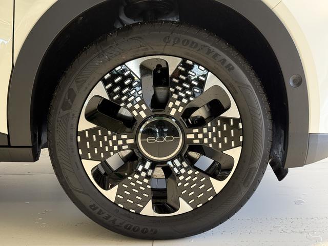 Fiat 600 La Prima Gelato Weiss Bicolore