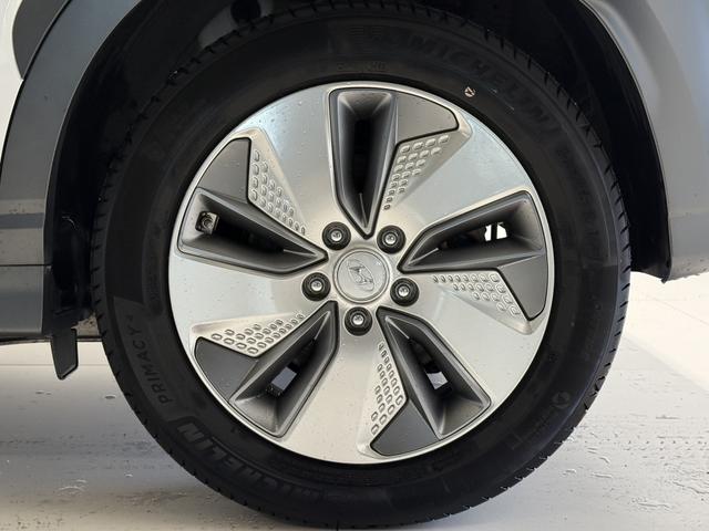 Hyundai Kona Elektro Chalk White