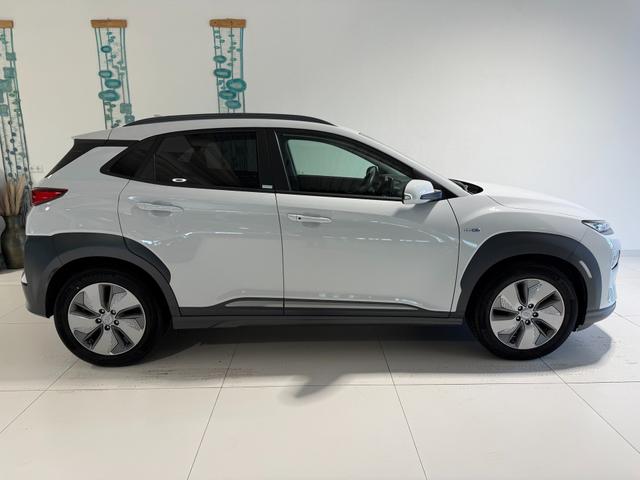 Hyundai Kona Elektro Chalk White
