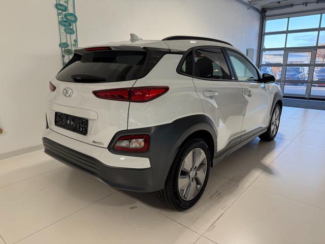 Hyundai Kona Elektro Chalk White