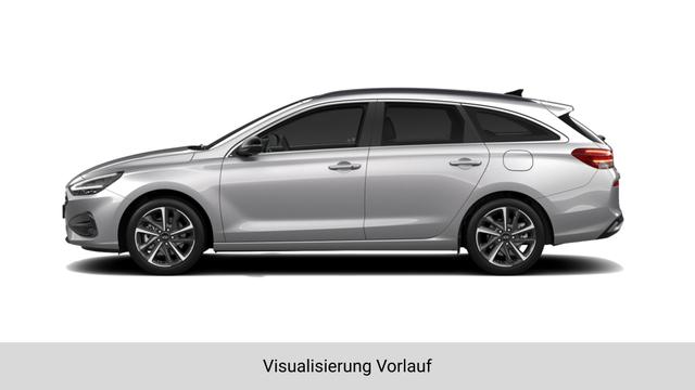 i30 Kombi Shimmering Silver, Beispielbilder, ggf. teilweise mit Sonderausstattung
