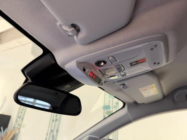 Peugeot 208 Allure Agueda Gelb