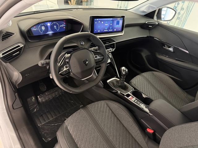 Peugeot 208 Allure Okenit