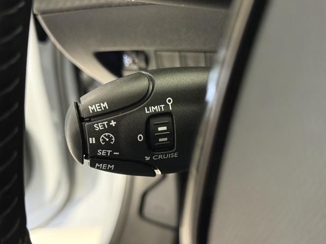 Peugeot 208 Allure Okenit