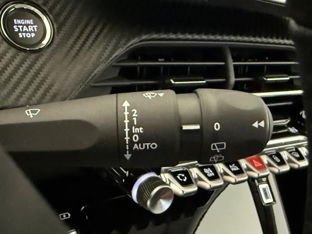 Peugeot 208 Allure Okenit