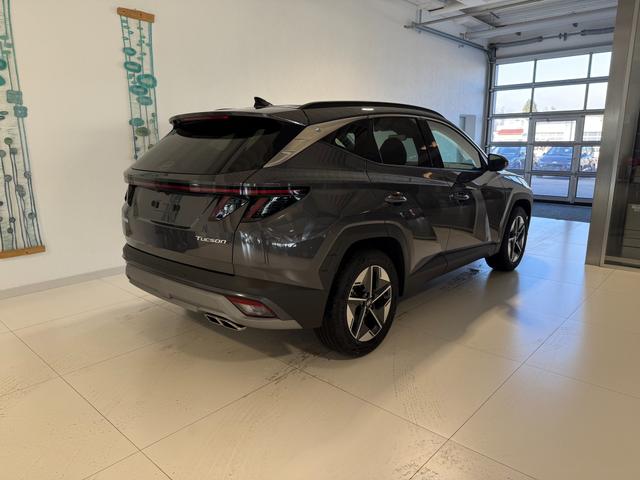 Hyundai Tucson NX4 GO Plus Ecotronic Gray
