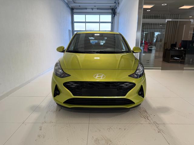 Hyundai i10 GO Plus 1,2 MT Lucid Lime Metallic