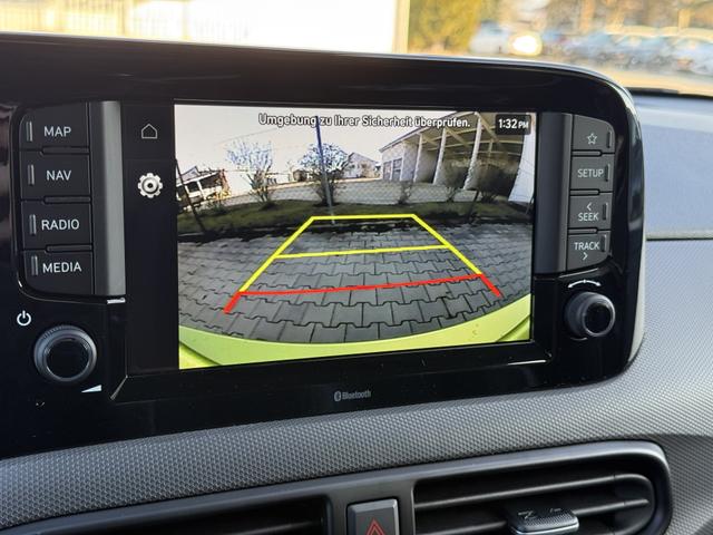 Hyundai i10 GO Plus 1,2 MT Lucid Lime Metallic