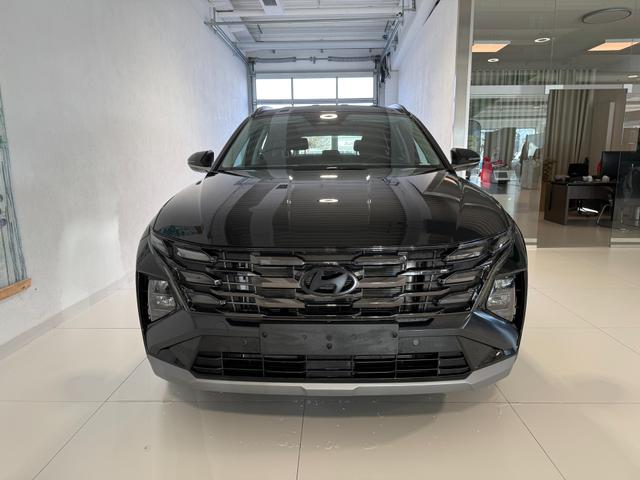 Hyundai Tucson GO Abyss Black