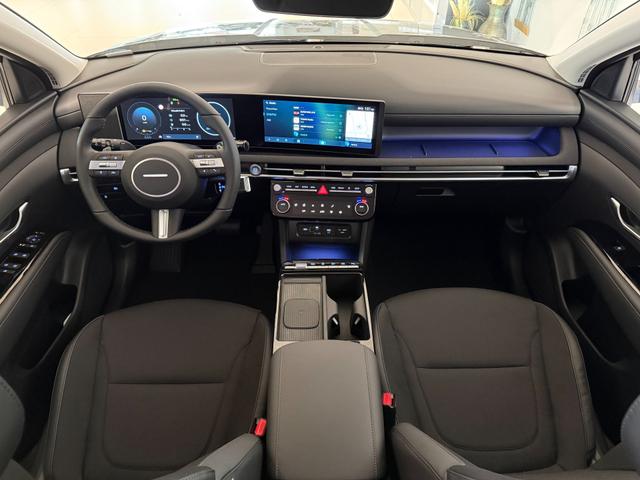 Hyundai GO Plus Shimmering Silver