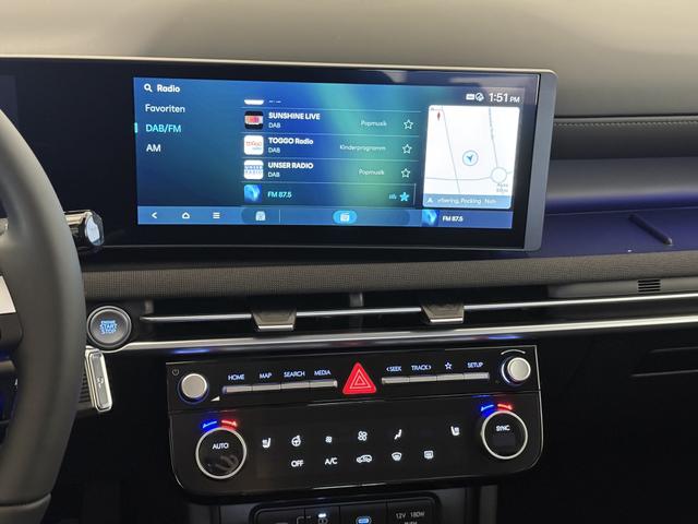 Hyundai GO Plus Shimmering Silver