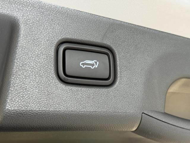 Hyundai GO Plus Shimmering Silver