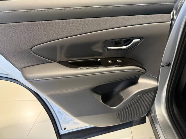 Hyundai GO Plus Shimmering Silver