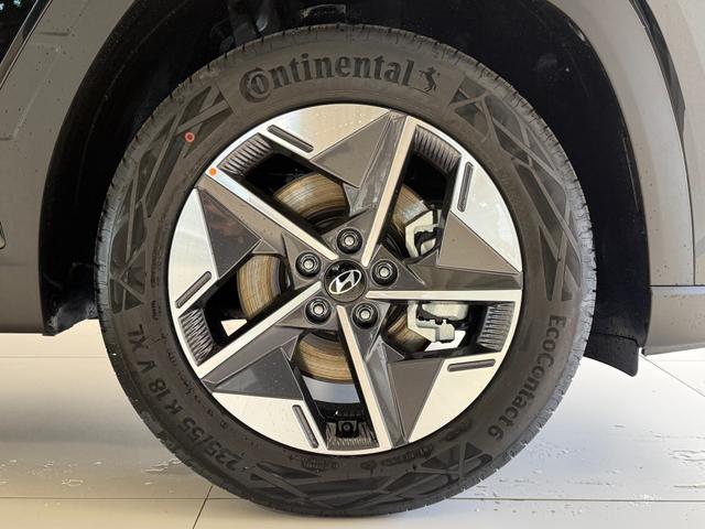 Hyundai Tucson GO Plus Abyss Black