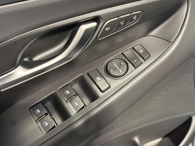 i30 Fastback N Line, Beispielbilder, ggf. teilweise mit Sonderausstattung